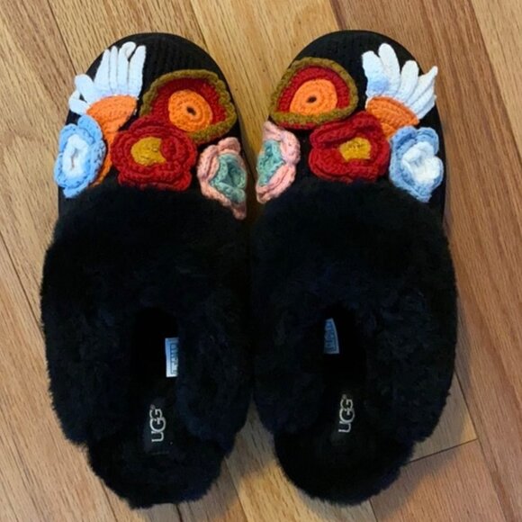 UGG Shoes - UGG Flower Power Crochet Slip On Mules size 9 **RARE**